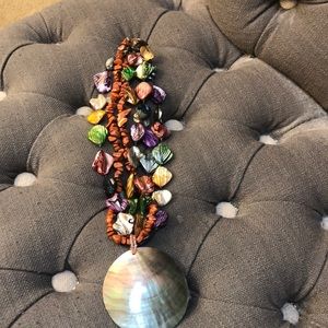 Gorgeous shell/bead necklace